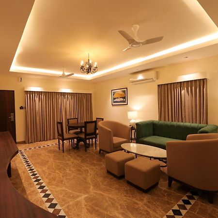 Poppys Vista Hotel Thirumurugan Poondi Buitenkant foto