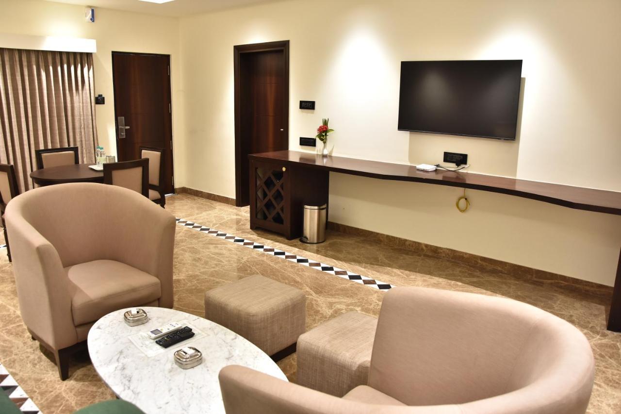 Poppys Vista Hotel Thirumurugan Poondi Buitenkant foto