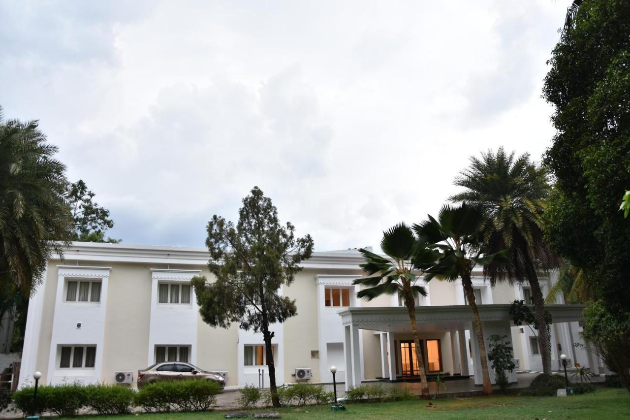 Poppys Vista Hotel Thirumurugan Poondi Buitenkant foto