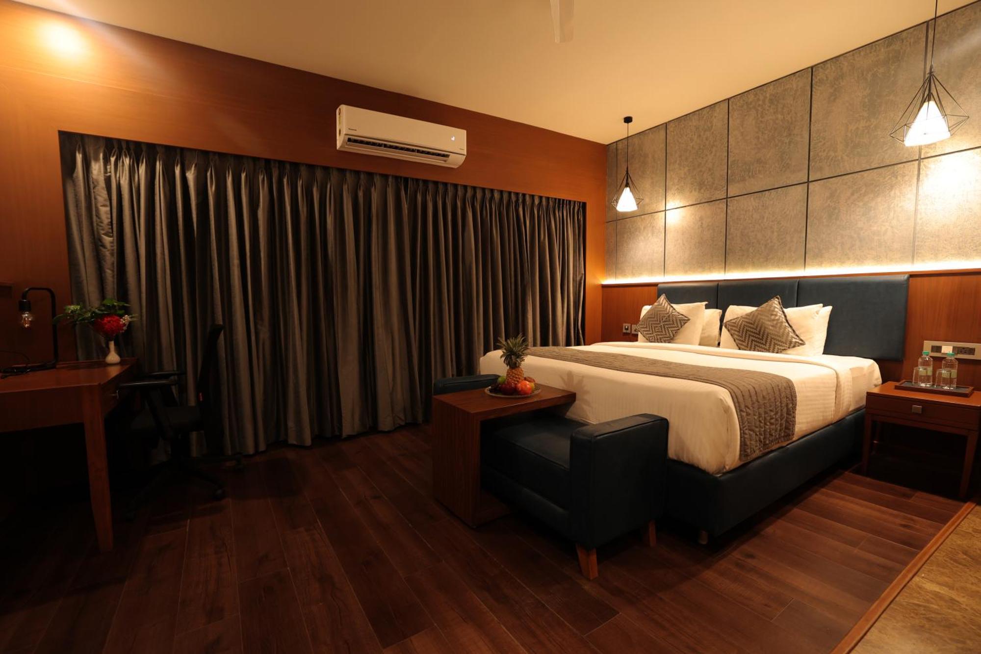 Poppys Vista Hotel Thirumurugan Poondi Buitenkant foto