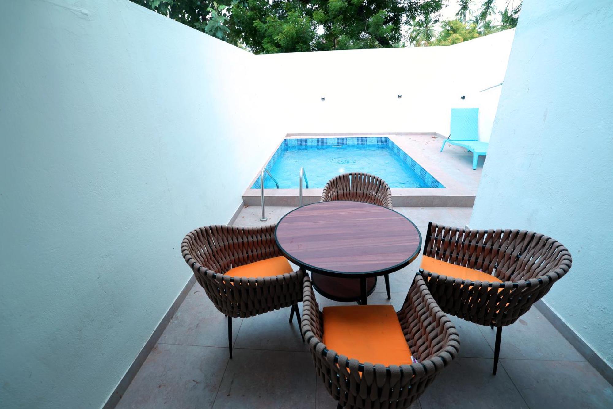 Poppys Vista Hotel Thirumurugan Poondi Buitenkant foto